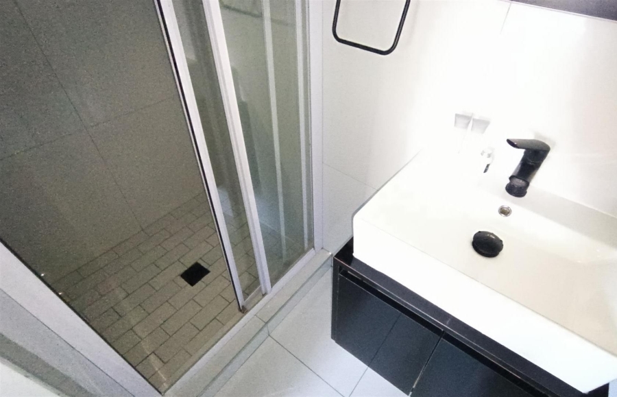 2 Bedroom Property for Sale in Table View Western Cape